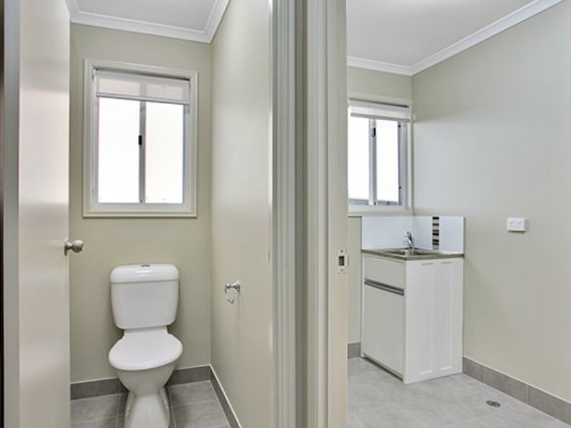 11 SHELLY CRES, Lamb Island QLD 4184