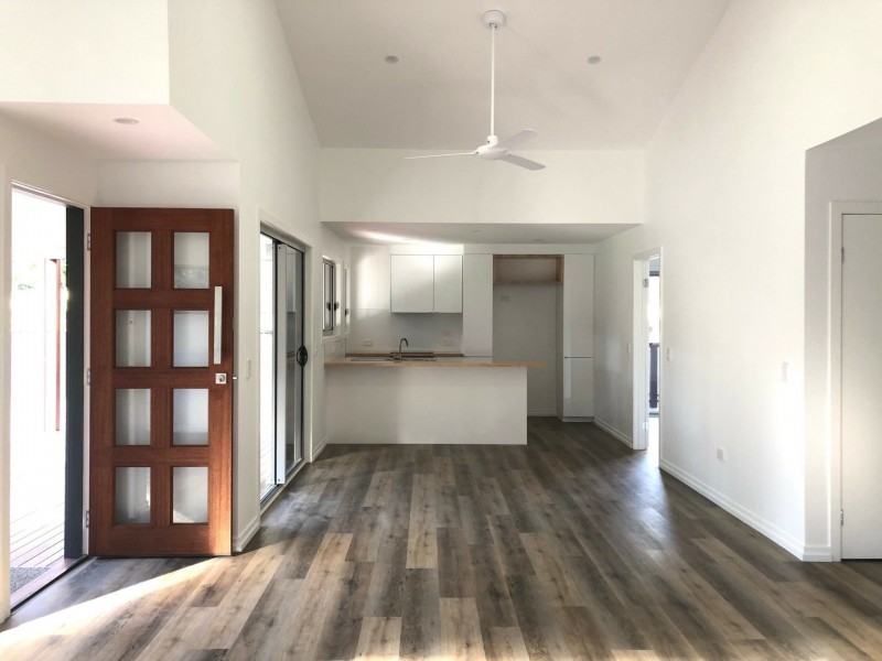 4 Scotts Road, Macleay Island QLD 4184