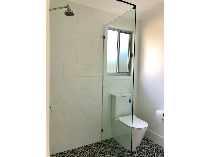 4 Scotts Road, Macleay Island QLD 4184