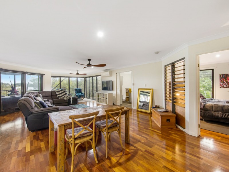 38 MELALEUCA DR, Lamb Island QLD 4184