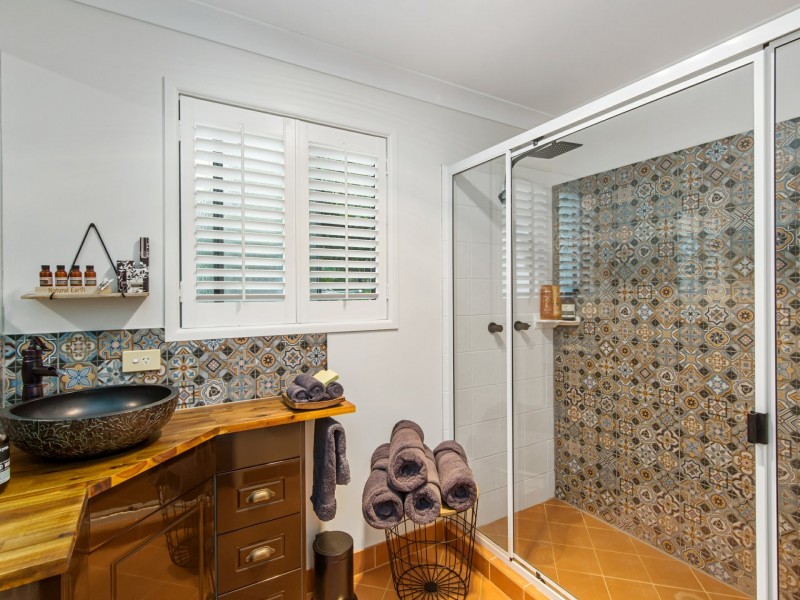 38 MELALEUCA DR, Lamb Island QLD 4184