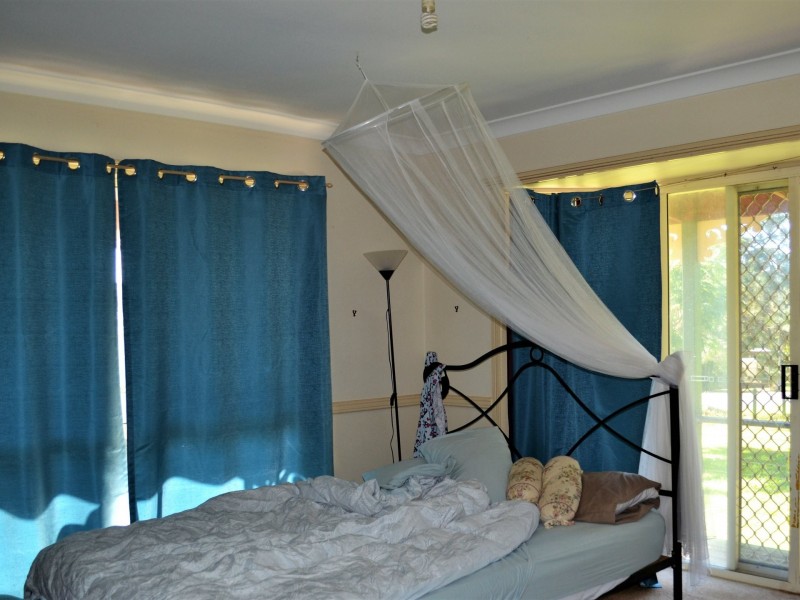 8 Vine Street, Macleay Island QLD 4184