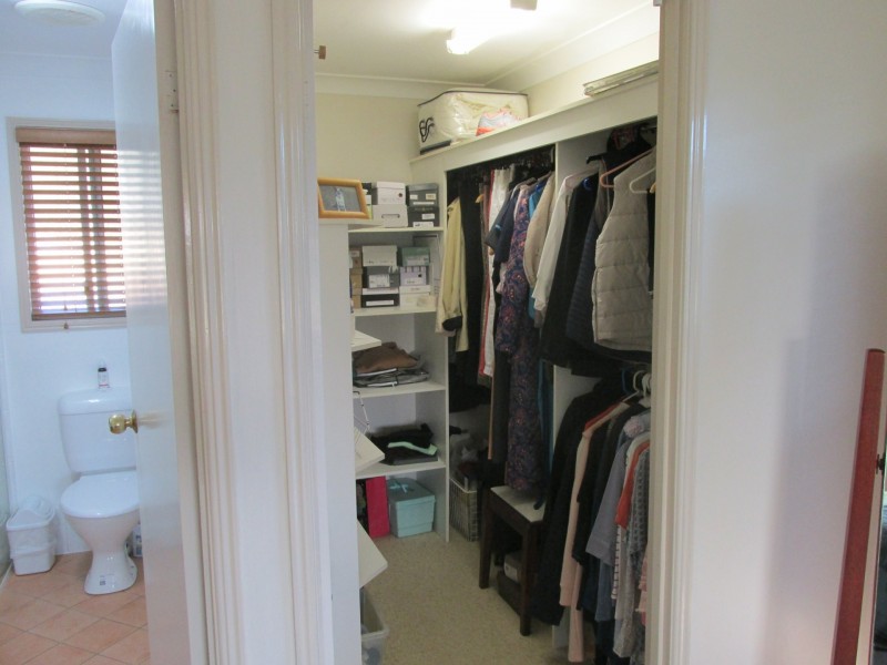 18 Eastbourne Terrace, Macleay Island QLD 4184