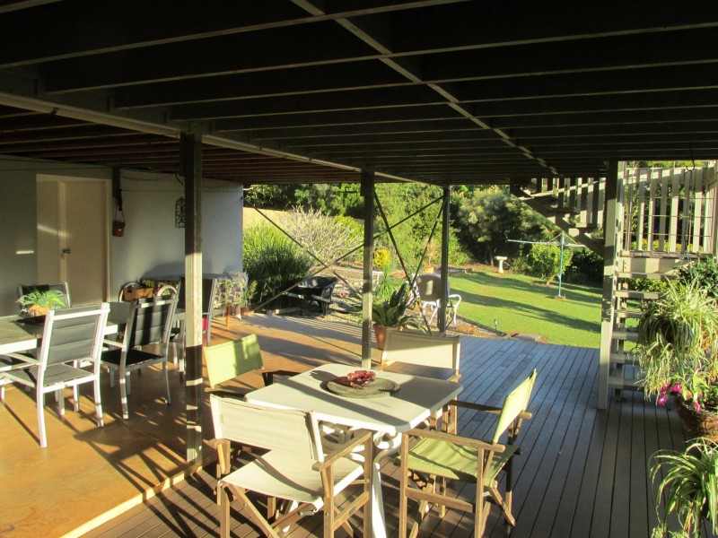 18 Eastbourne Terrace, Macleay Island QLD 4184