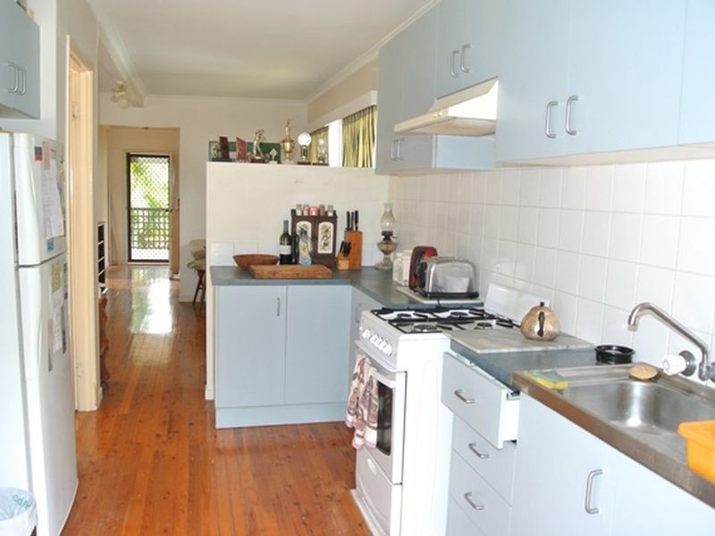 15 Jan Street, Macleay Island QLD 4184