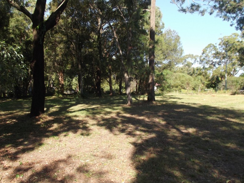 12-14 Vine Street, Macleay Island QLD 4184