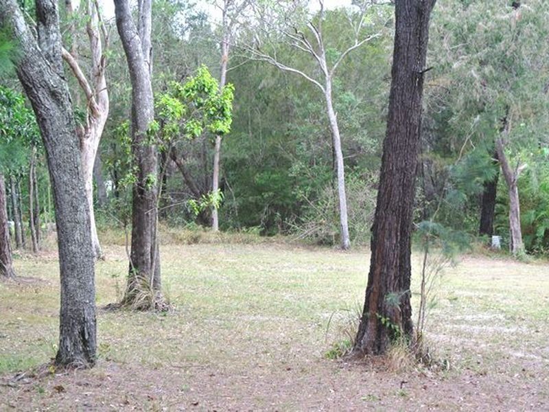 4 President Terrace, Macleay Island QLD 4184