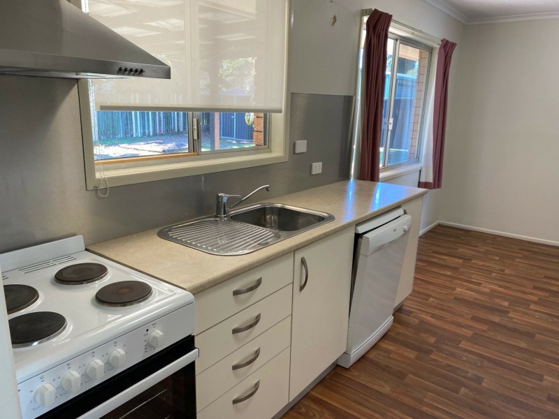 21a Stradbroke Street, Redland Bay QLD 4165