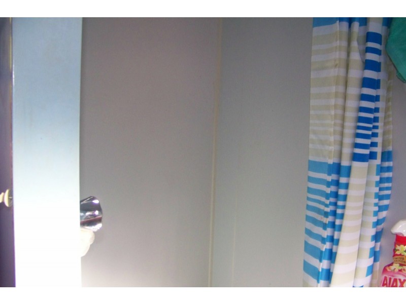 110 LUCAS DR, Lamb Island QLD 4184