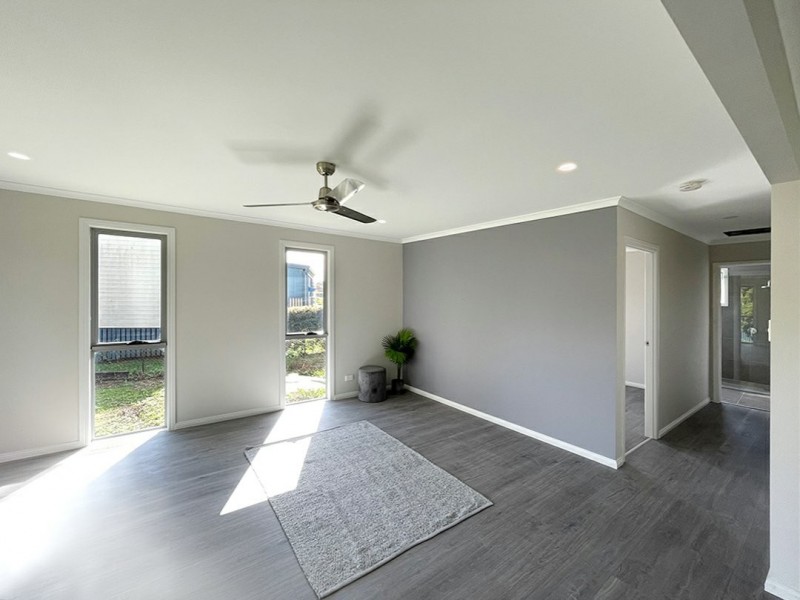 10 Alexander Street, Macleay Island QLD 4184