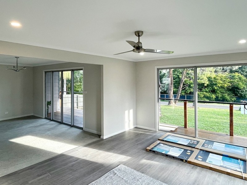 10 Alexander Street, Macleay Island QLD 4184