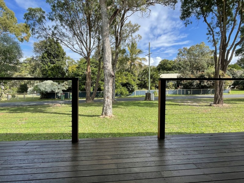 10 Alexander Street, Macleay Island QLD 4184