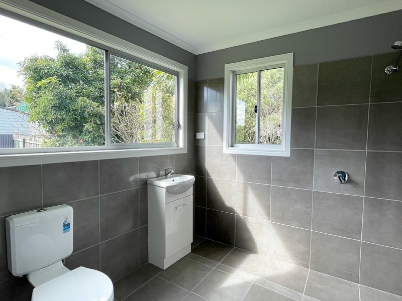 10 Alexander Street, Macleay Island QLD 4184