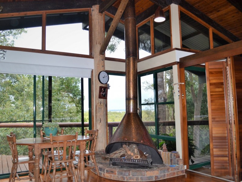 68 Treasure Island Avenue, Karragarra Island QLD 4184