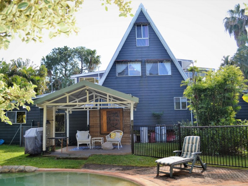 40-42 Noyes Parade, Karragarra Island QLD 4184