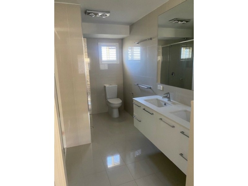 4 Kintyre Street, Victoria Point QLD 4165