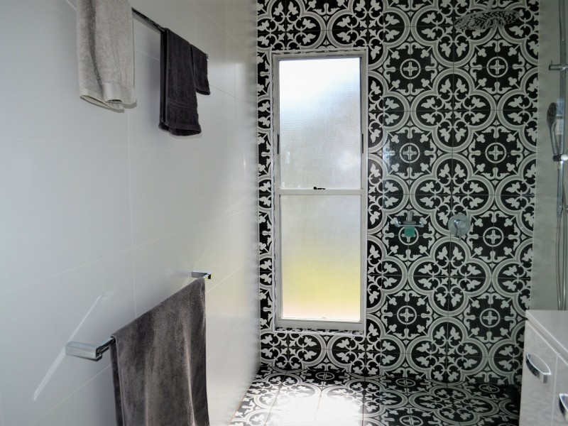 51 Noyes Parade, Karragarra Island QLD 4184