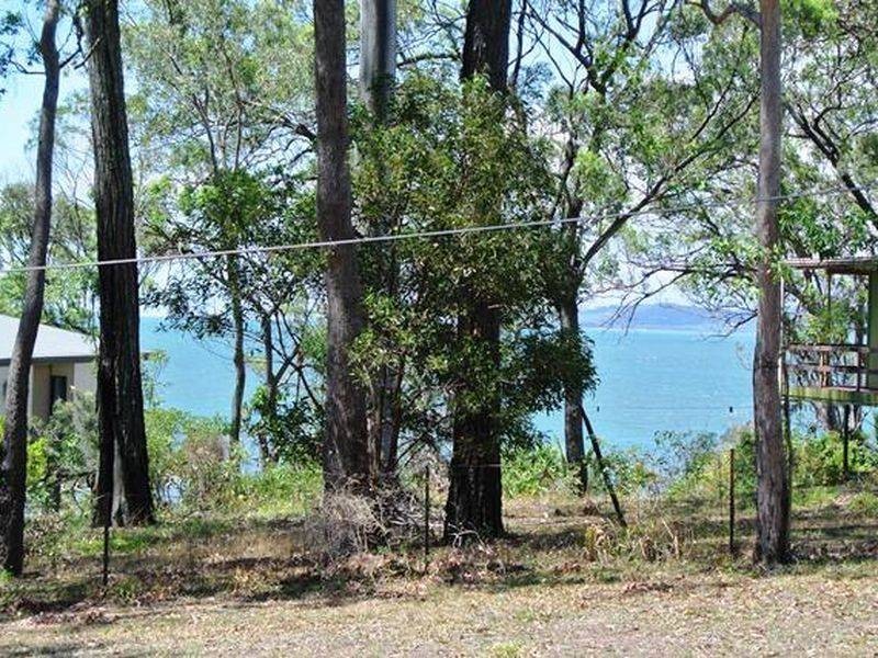 94 Beelong Street, Macleay Island QLD 4184