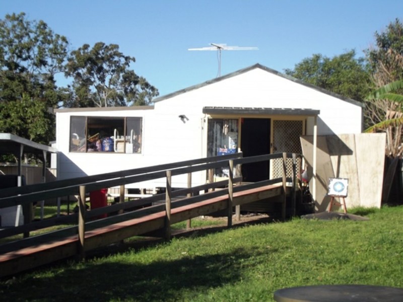 62 High Central Road, Macleay Island QLD 4184