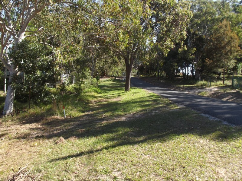 28 Warama Street, Macleay Island QLD 4184