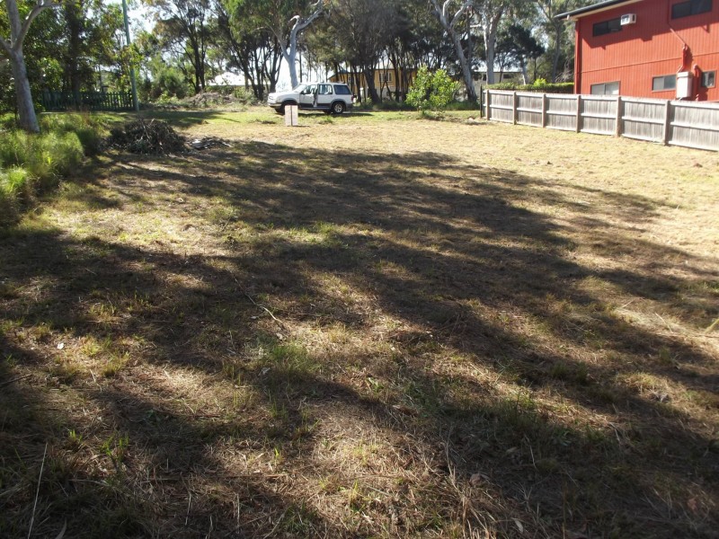 28 Warama Street, Macleay Island QLD 4184