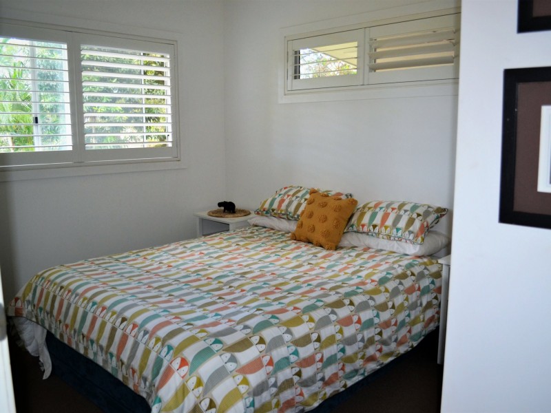 61 Treasure Island Avenue, Karragarra Island QLD 4184