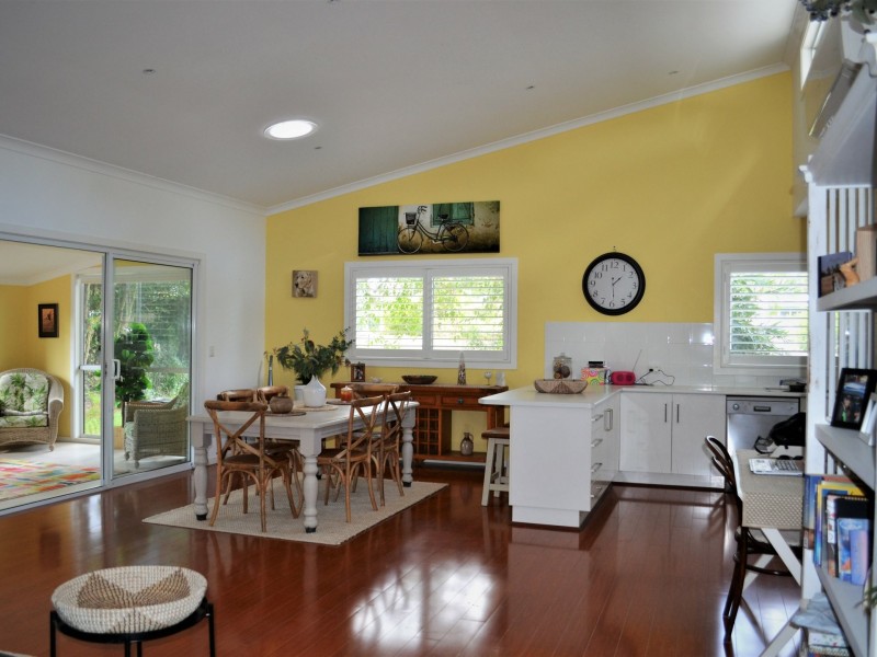 61 Treasure Island Avenue, Karragarra Island QLD 4184