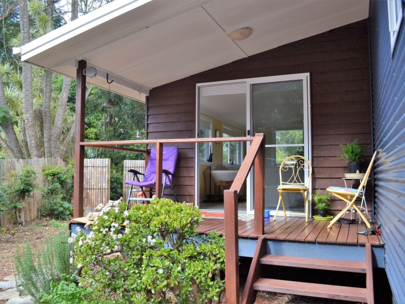 61 Treasure Island Avenue, Karragarra Island QLD 4184