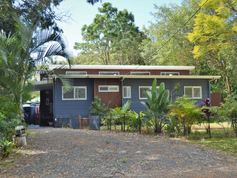 61 Treasure Island Avenue, Karragarra Island QLD 4184