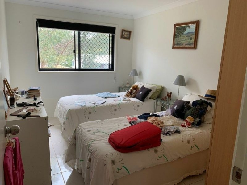 9 PAULA pde, Lamb Island QLD 4184