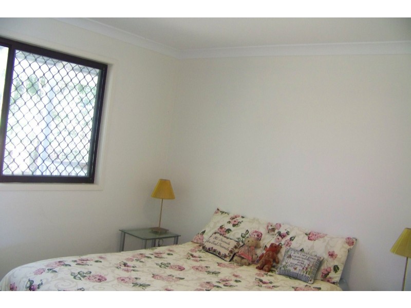 9 PAULA pde, Lamb Island QLD 4184