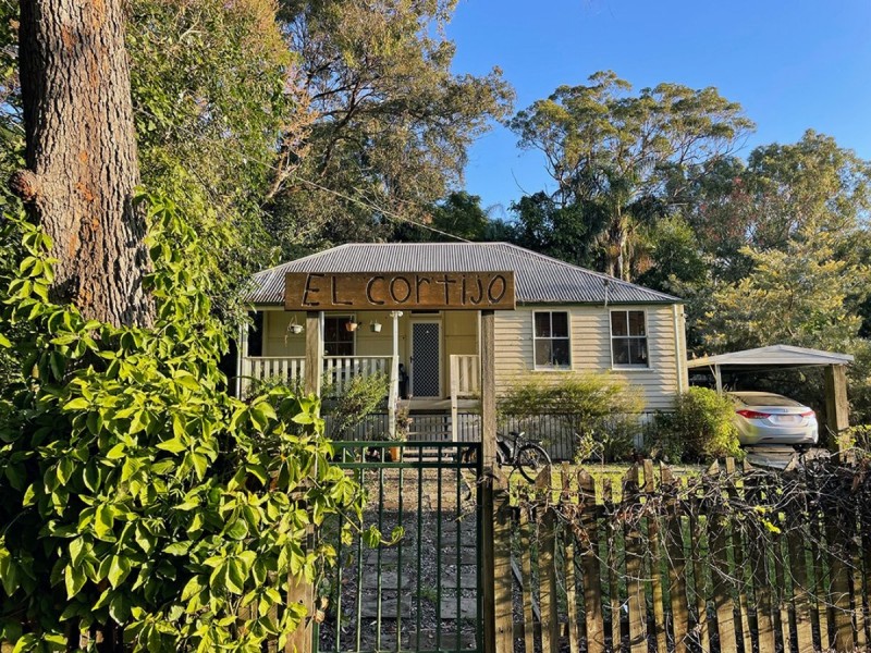 14 Allambie Street, Macleay Island QLD 4184
