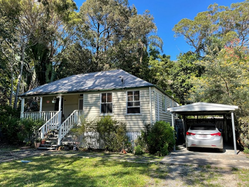 14 Allambie Street, Macleay Island QLD 4184