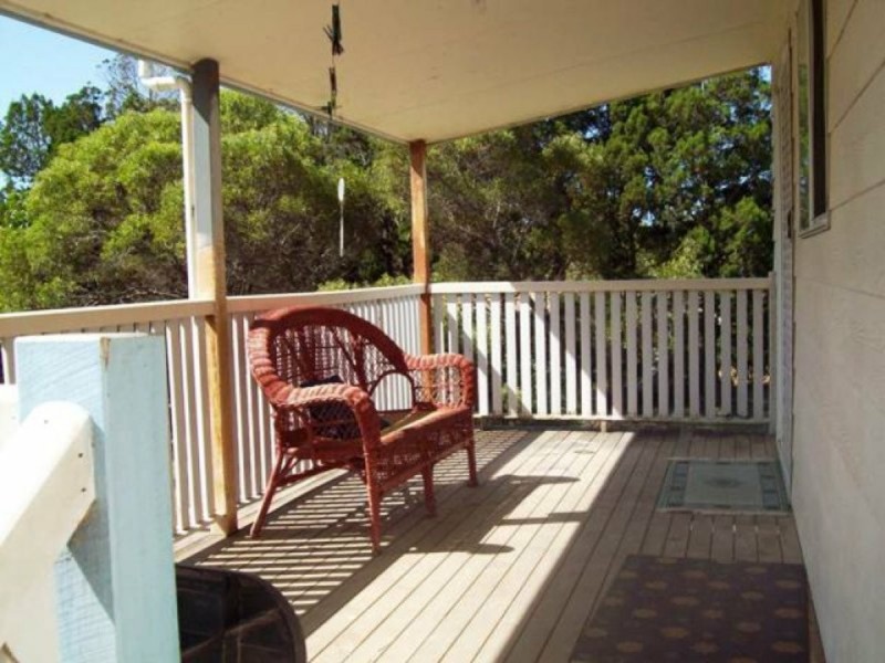 7 Michiko Street, Macleay Island QLD 4184