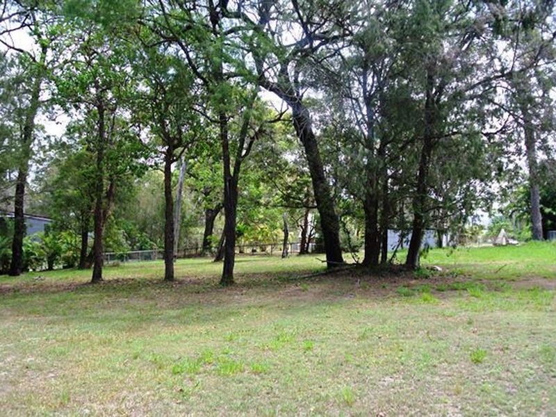 5 President Terrace, Macleay Island QLD 4184