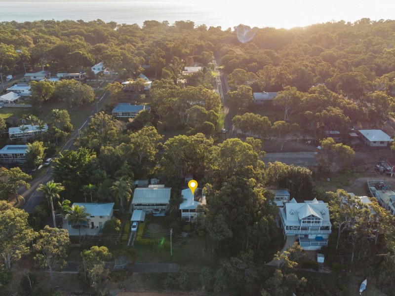 5 Golden Sands Boulevarde, Macleay Island QLD 4184