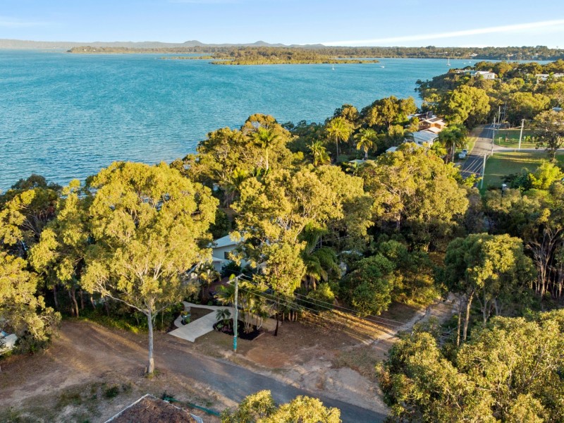 36 Jane Street, Macleay Island QLD 4184
