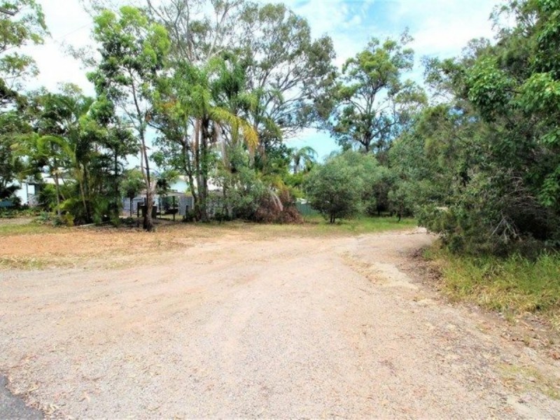 36 Jane Street, Macleay Island QLD 4184