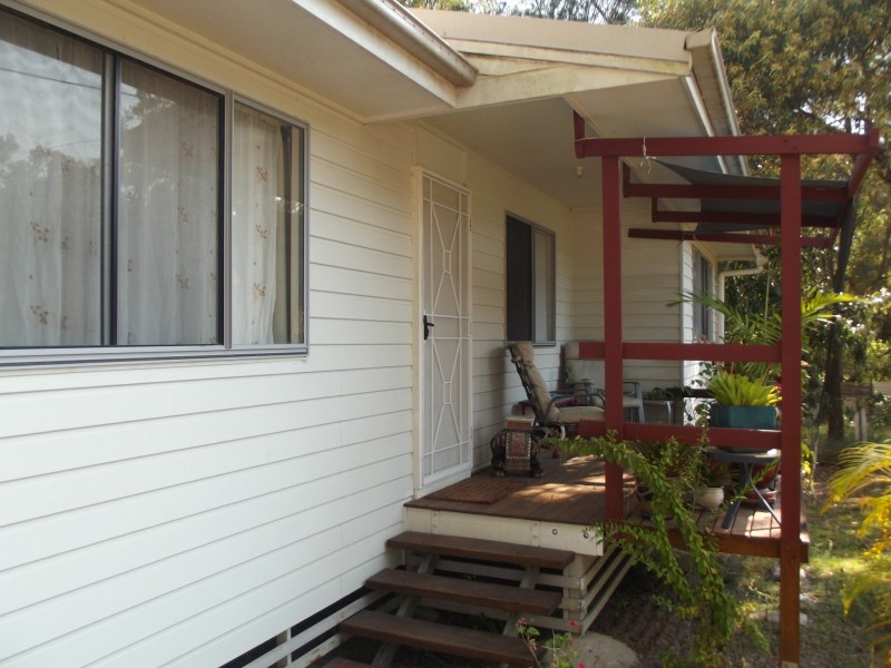 22 Cathy Street, Macleay Island QLD 4184