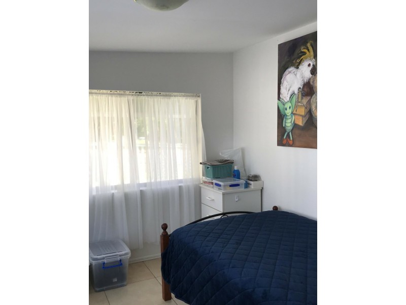 54 High Central Road, Macleay Island QLD 4184