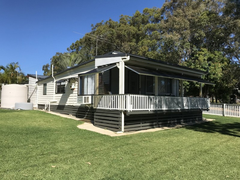 54 High Central Road, Macleay Island QLD 4184