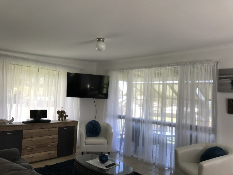 54 High Central Road, Macleay Island QLD 4184