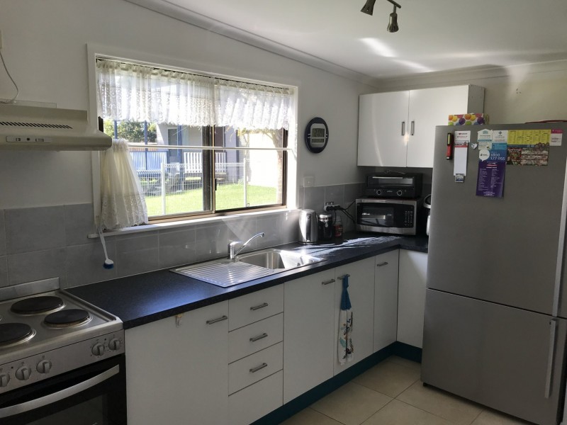 54 High Central Road, Macleay Island QLD 4184