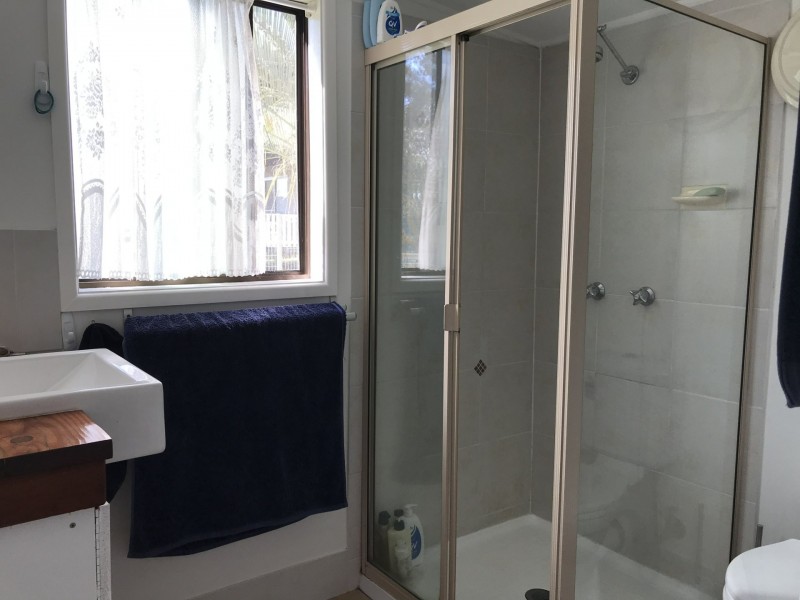 54 High Central Road, Macleay Island QLD 4184