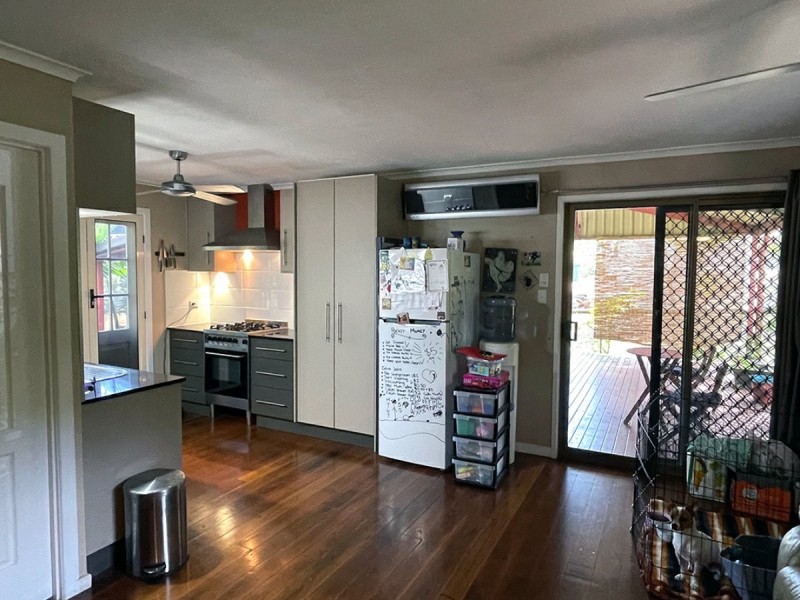 13 Brolga Street, Macleay Island QLD 4184