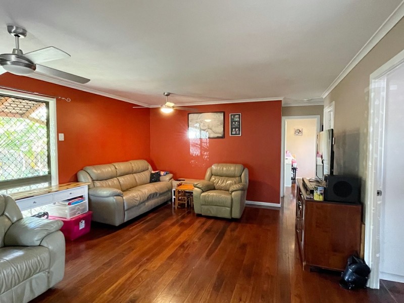 13 Brolga Street, Macleay Island QLD 4184