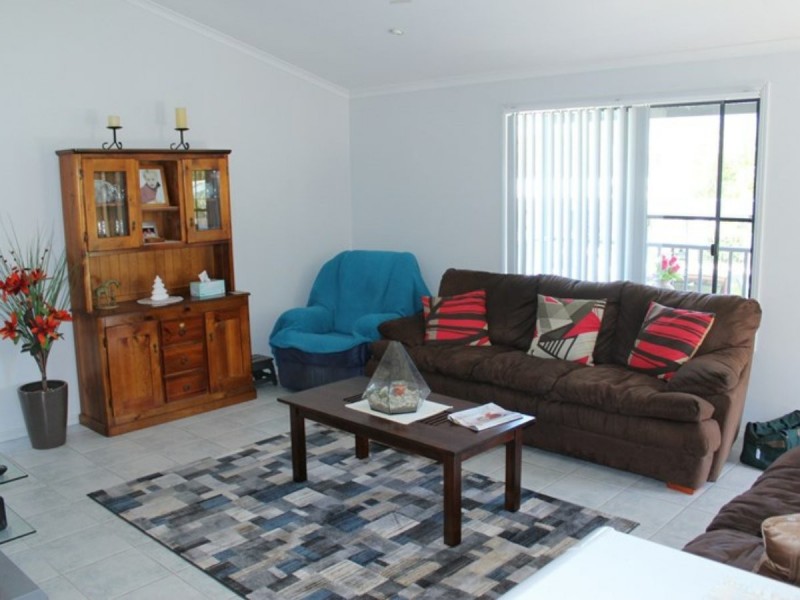 17 Udara Street, Macleay Island QLD 4184