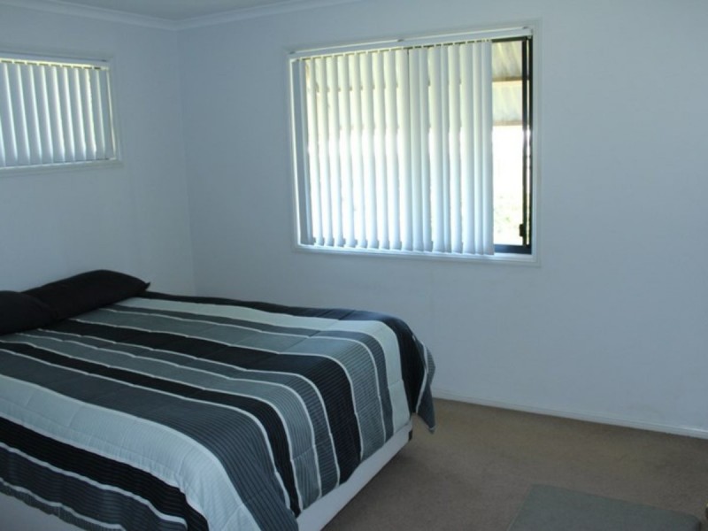 17 Udara Street, Macleay Island QLD 4184