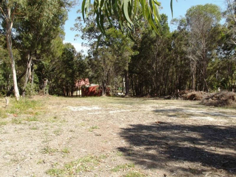 3 Ilya Street, Macleay Island QLD 4184