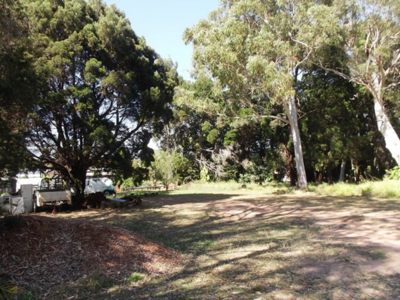 12 Orion Street, Macleay Island QLD 4184